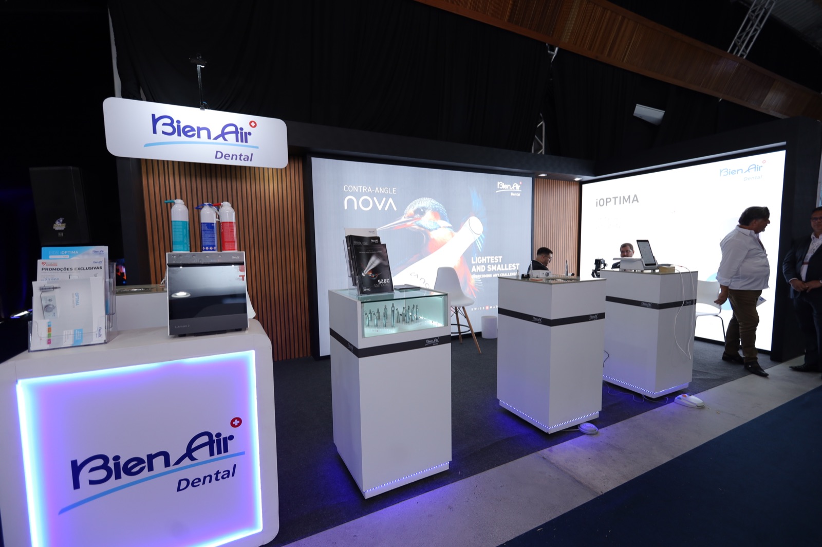 Feira Comercial do 7º Congresso Clínica — foto 2