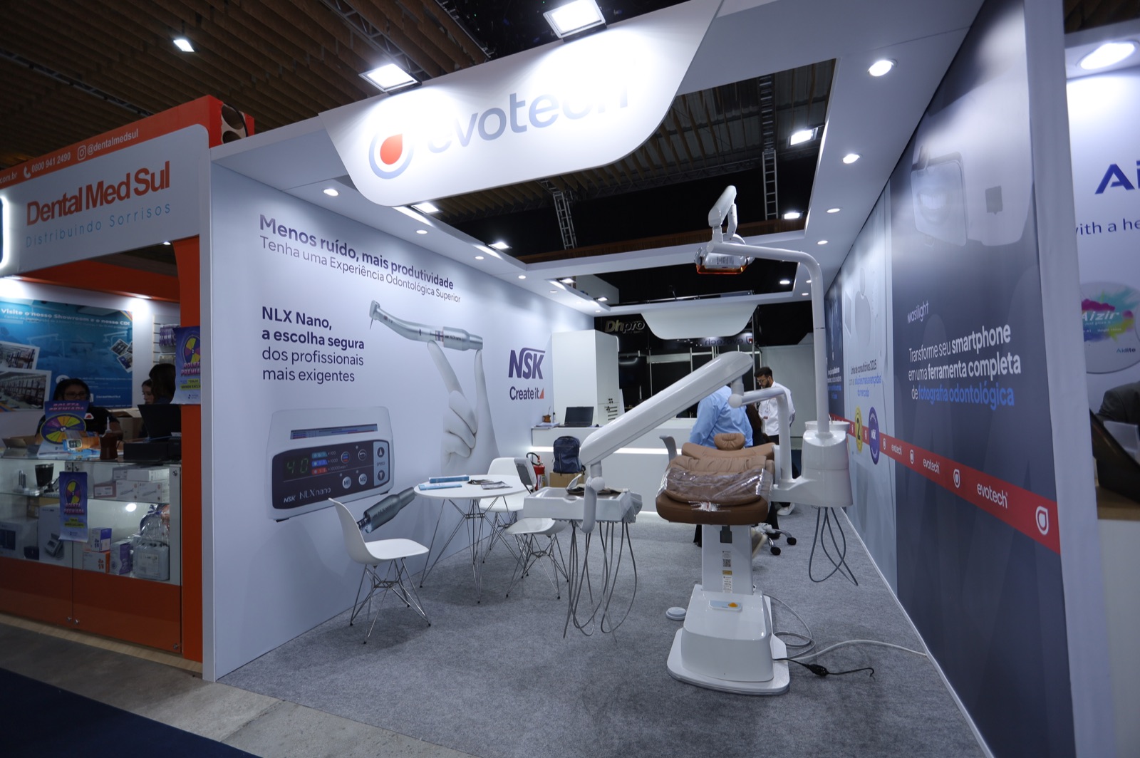 Feira Comercial do 7º Congresso Clínica — foto 6